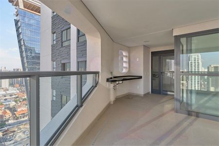 Apartamento à venda com 227m², 4 quartos e 4 vagas