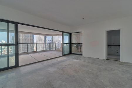 Apartamento à venda com 227m², 4 quartos e 4 vagas