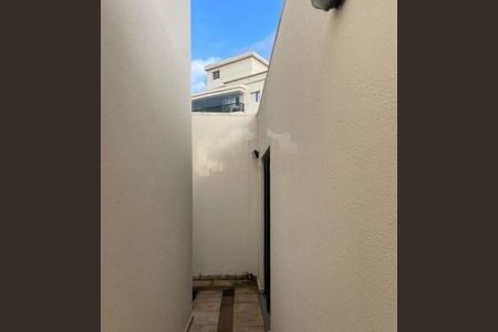 Apartamento à venda com 71m², 1 quarto e 2 vagas