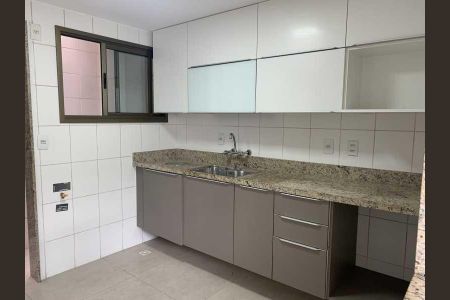 Apartamento à venda com 355m², 3 quartos e 3 vagas