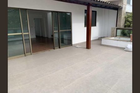 Apartamento à venda com 355m², 3 quartos e 3 vagas