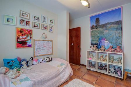 Casa de condomínio à venda com 360m², 4 quartos e 2 vagas