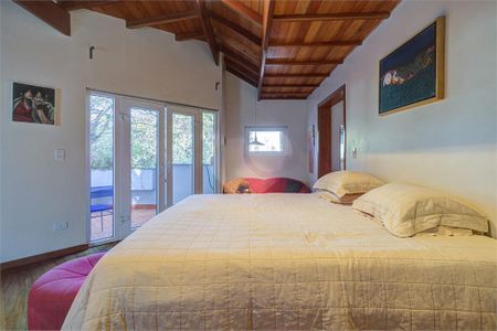 Casa de condomínio à venda com 360m², 4 quartos e 2 vagas