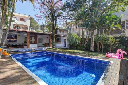 Casa de condomínio à venda com 360m², 4 quartos e 2 vagas