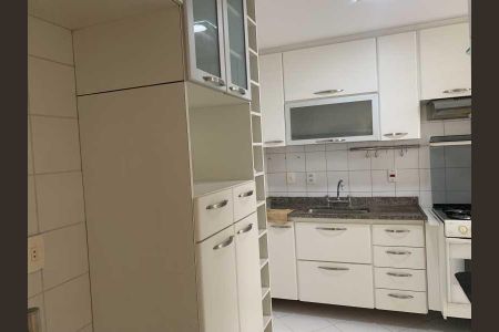 Apartamento à venda com 82m², 3 quartos e 1 vaga