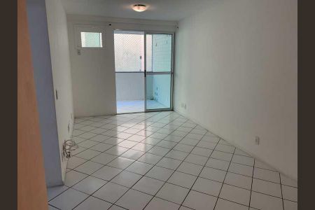 Apartamento à venda com 82m², 3 quartos e 1 vaga