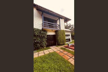 Casa de condomínio à venda com 385m², 5 quartos e 4 vagasÁrea Externa