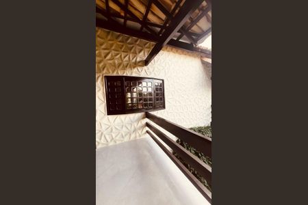 Casa de condomínio à venda com 385m², 5 quartos e 4 vagasVaranda