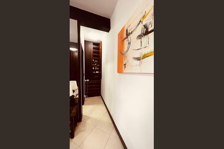 Casa de condomínio à venda com 385m², 5 quartos e 4 vagasQuarto 3