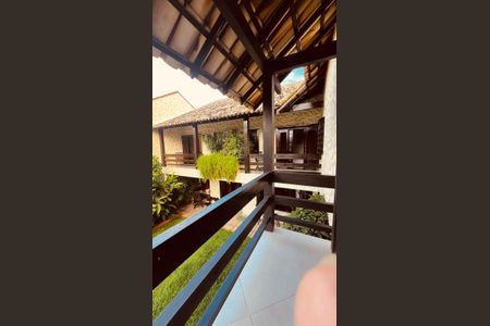 Casa de condomínio à venda com 385m², 5 quartos e 4 vagasVaranda