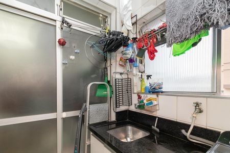 Apartamento à venda com 69m², 3 quartos e 1 vagaÁrea de Serviço