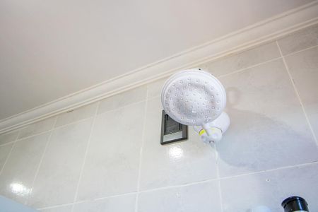 Apartamento à venda com 64m², 2 quartos e 1 vaga Apartamento à venda com 64m², 2 quartos e 1 vagaBanheiro