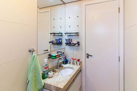 Apartamento à venda com 86m², 3 quartos e 2 vagas Apartamento à venda com 86m², 3 quartos e 2 vagasBanheiro da Suíte