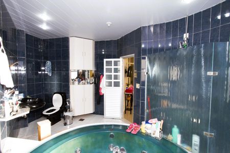 Apartamento para alugar com 580m², 6 quartos e 6 vagas Apartamento para alugar com 580m², 6 quartos e 6 vagasBanheiro da Suíte