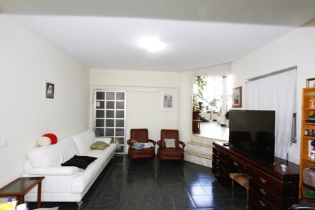 Apartamento para alugar com 580m², 6 quartos e 6 vagasSala de TV