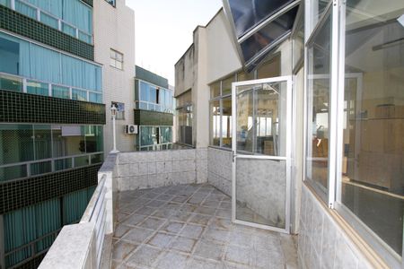 Apartamento para alugar com 580m², 6 quartos e 6 vagasCobertura