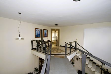 Apartamento para alugar com 580m², 6 quartos e 6 vagasCorredor