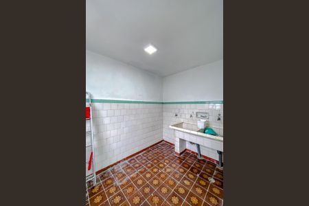 Casa para alugar com 180m², 2 quartos e 1 vagaÁrea de Serviço