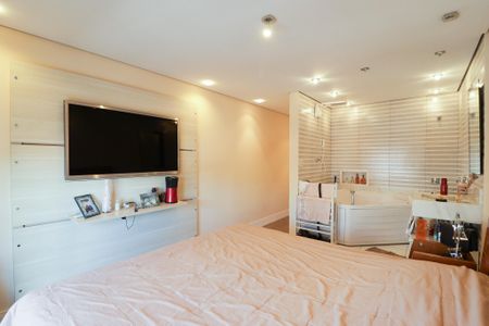 Casa à venda com 217m², 2 quartos e 5 vagas Casa à venda com 217m², 2 quartos e 5 vagasSuíte 1