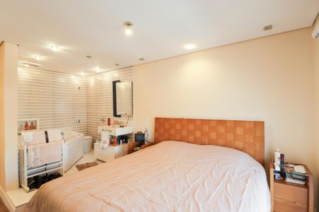 Casa à venda com 217m², 2 quartos e 5 vagas Casa à venda com 217m², 2 quartos e 5 vagasSuíte 1