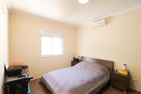 Casa à venda com 217m², 2 quartos e 5 vagas Casa à venda com 217m², 2 quartos e 5 vagasSuíte 2