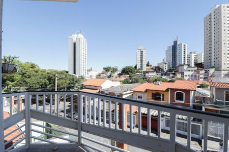 Casa à venda com 217m², 2 quartos e 5 vagas Casa à venda com 217m², 2 quartos e 5 vagasVaranda da Suíte 1