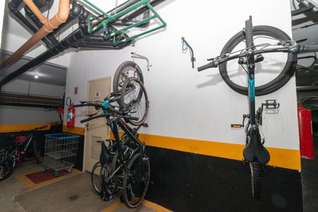 Apartamento à venda com 60m², 2 quartos e 1 vaga Apartamento à venda com 60m², 2 quartos e 1 vagaÁrea Comum - Bicicletário