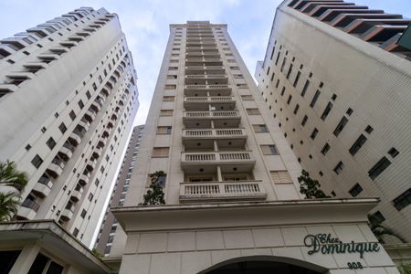 Apartamento à venda com 60m², 2 quartos e 1 vaga Apartamento à venda com 60m², 2 quartos e 1 vagaFachada