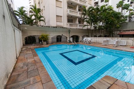 Apartamento à venda com 60m², 2 quartos e 1 vaga Apartamento à venda com 60m², 2 quartos e 1 vagaÁrea comum - Piscina