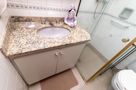 Apartamento à venda com 60m², 2 quartos e 1 vaga Apartamento à venda com 60m², 2 quartos e 1 vagaBanheiro