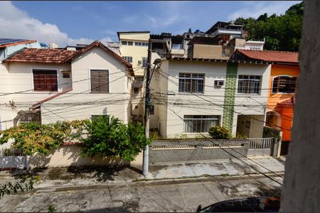 Casa de condomínio à venda com 250m², 4 quartos e 2 vagas Casa de condomínio à venda com 250m², 4 quartos e 2 vagasQuarto 3