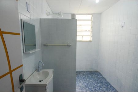 Casa de condomínio à venda com 250m², 4 quartos e 2 vagas Casa de condomínio à venda com 250m², 4 quartos e 2 vagasBanheiro Social
