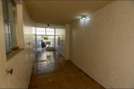 Casa de condomínio à venda com 250m², 4 quartos e 2 vagas Casa de condomínio à venda com 250m², 4 quartos e 2 vagasÁrea de Serviço