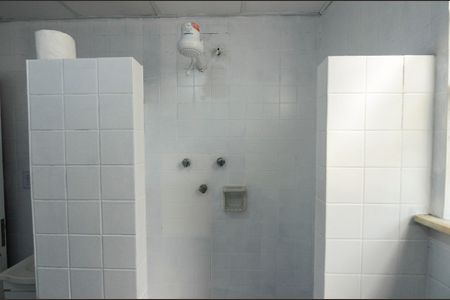 Casa de condomínio à venda com 250m², 4 quartos e 2 vagas Casa de condomínio à venda com 250m², 4 quartos e 2 vagasBanheiro Social