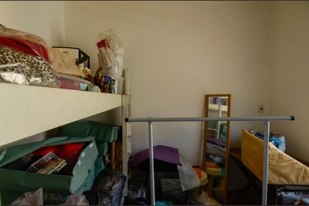 Casa de condomínio à venda com 250m², 4 quartos e 2 vagas Casa de condomínio à venda com 250m², 4 quartos e 2 vagasQuarto 3