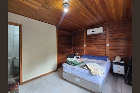 Casa de condomínio à venda com 170m², 3 quartos e 1 vaga Casa de condomínio à venda com 170m², 3 quartos e 1 vagaSuíte