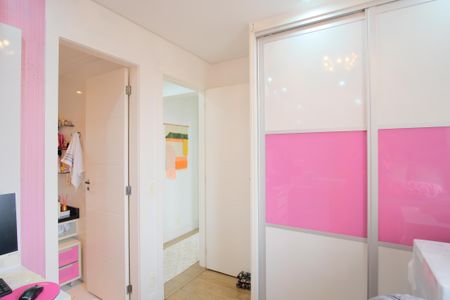 Apartamento à venda com 106m², 2 quartos e 2 vagasSuíte 2