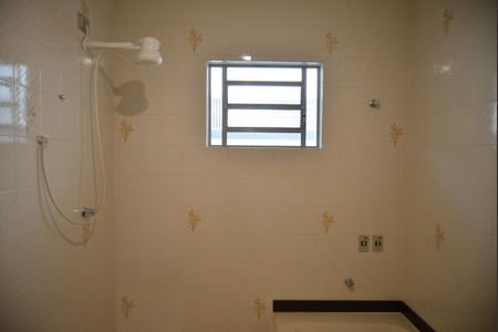 Casa à venda com 240m², 3 quartos e 2 vagasBanheiro da Suíte