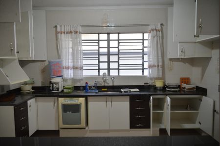 Casa à venda com 240m², 3 quartos e 2 vagasCozinha