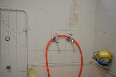 Casa à venda com 240m², 3 quartos e 2 vagasÁrea de Serviço