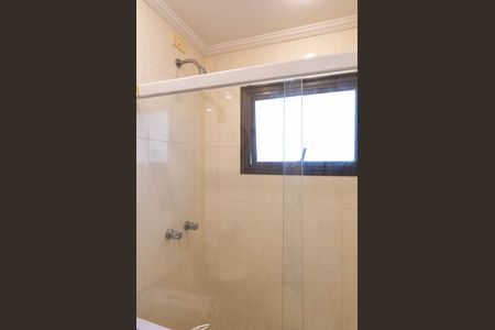 Apartamento à venda com 200m², 3 quartos e 3 vagas Apartamento à venda com 200m², 3 quartos e 3 vagasBanheiro da Suíte 2