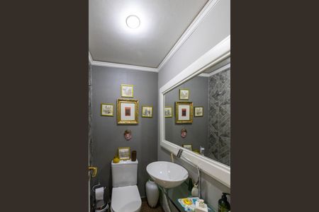 Apartamento à venda com 200m², 3 quartos e 3 vagas Apartamento à venda com 200m², 3 quartos e 3 vagasLavabo