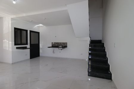Casa à venda com 101m², 2 quartos e 2 vagasCozinha