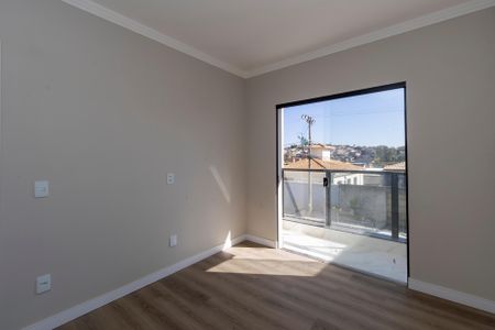 Casa à venda com 130m², 3 quartos e 3 vagas Casa à venda com 130m², 3 quartos e 3 vagasSuíte