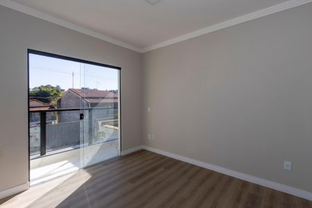 Casa à venda com 130m², 3 quartos e 3 vagas Casa à venda com 130m², 3 quartos e 3 vagasSuíte