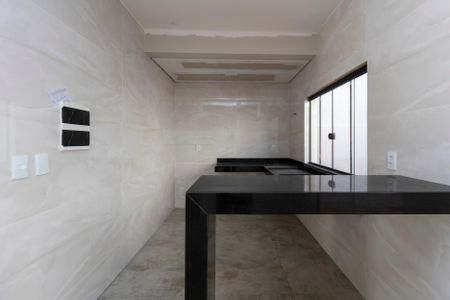 Casa à venda com 130m², 3 quartos e 3 vagas Casa à venda com 130m², 3 quartos e 3 vagasCozinha