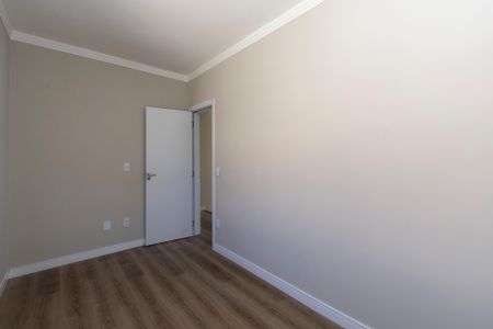 Casa à venda com 130m², 3 quartos e 3 vagas Casa à venda com 130m², 3 quartos e 3 vagasQuarto 1