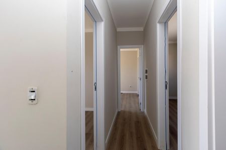 Casa à venda com 130m², 3 quartos e 3 vagas Casa à venda com 130m², 3 quartos e 3 vagasCorredor