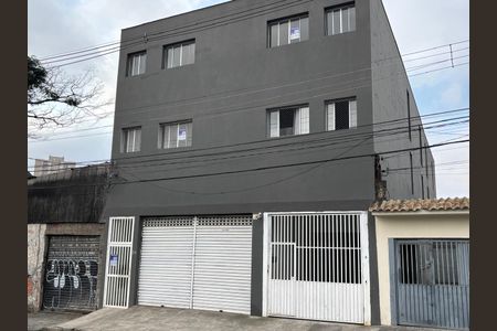 Apartamento para alugar com 55m², 2 quartos e 1 vaga Apartamento para alugar com 55m², 2 quartos e 1 vagaFachada