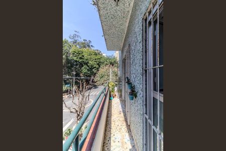 Apartamento à venda com 104m², 3 quartos e sem vaga Apartamento à venda com 104m², 3 quartos e sem vagaVaranda Quarto 2